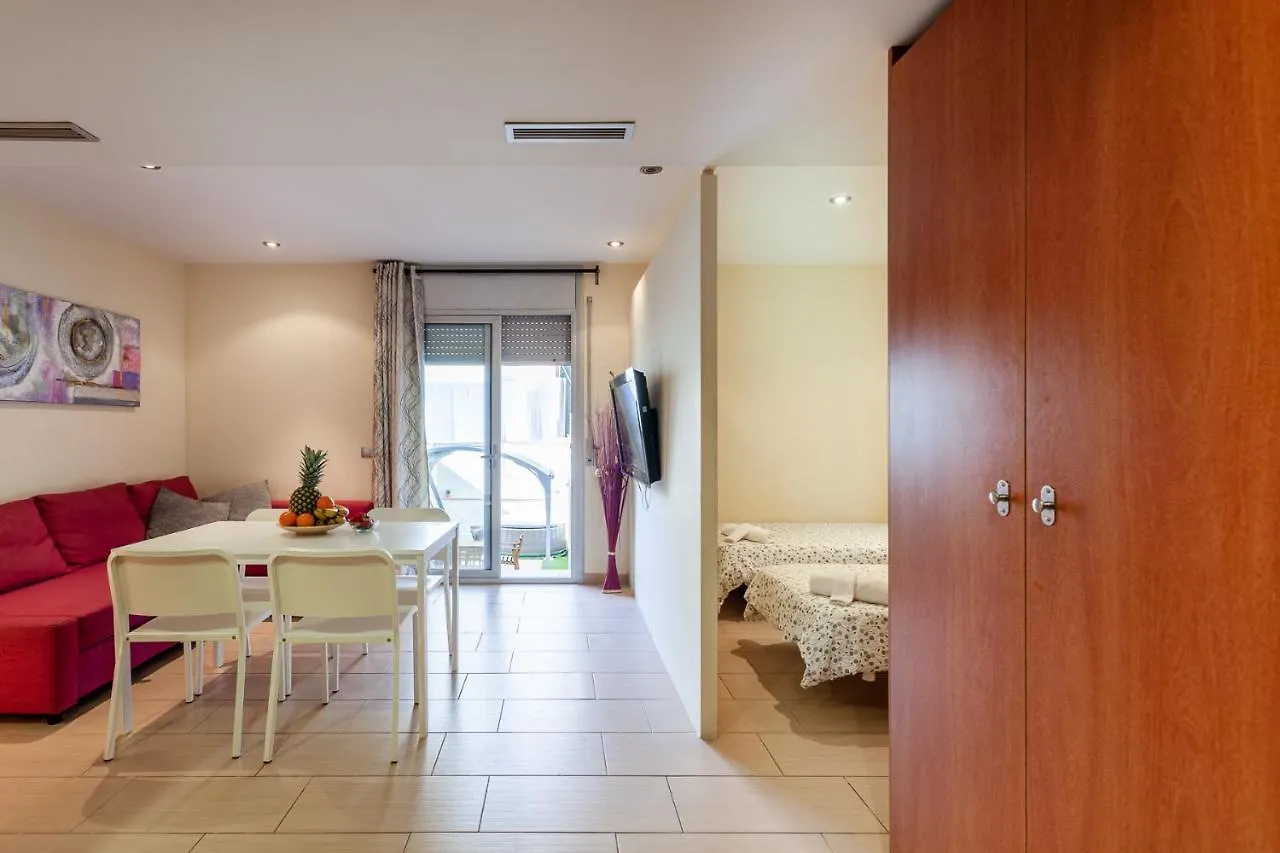 Sea & Beach Lloret Apartments Lloret de Mar 0*,  Spain