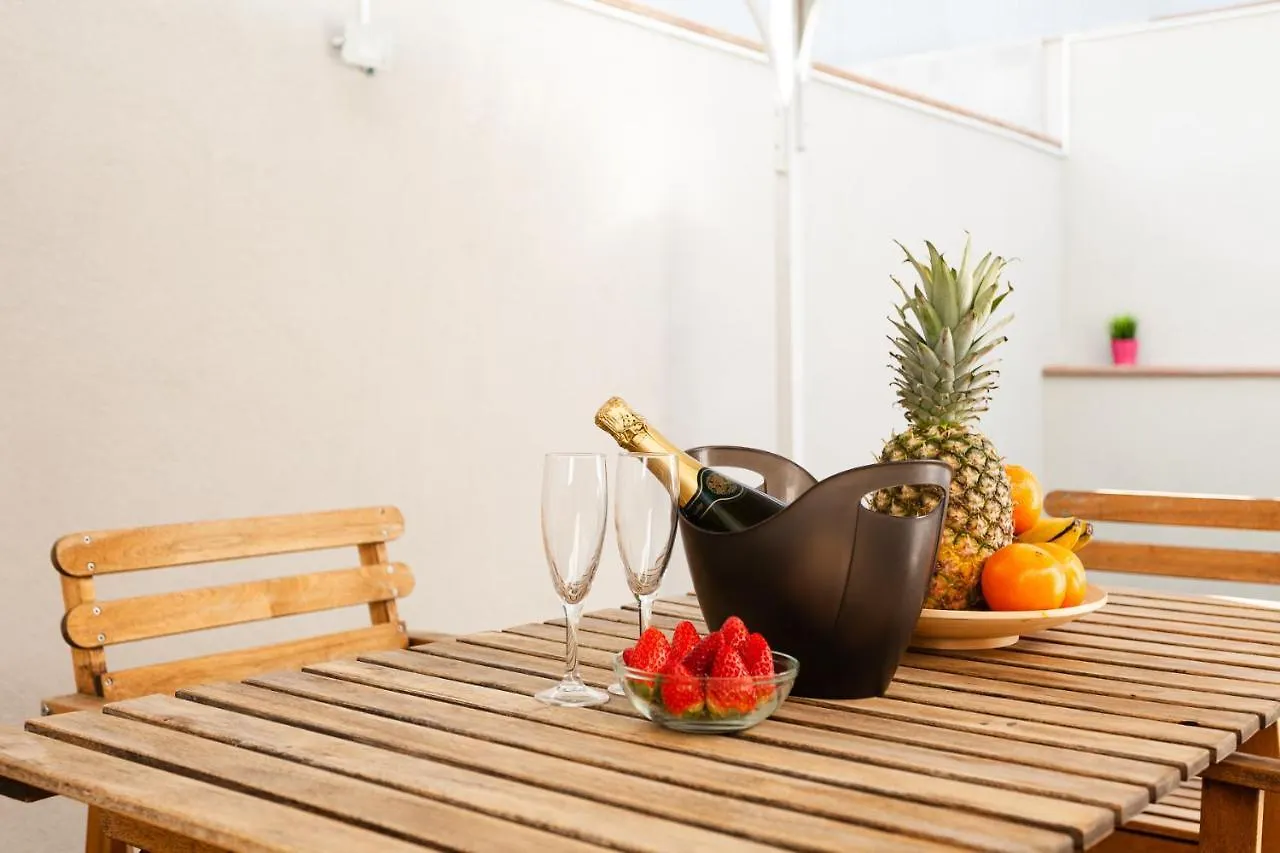 Sea & Beach Lloret Apartments Lloret de Mar 0*,  Spain